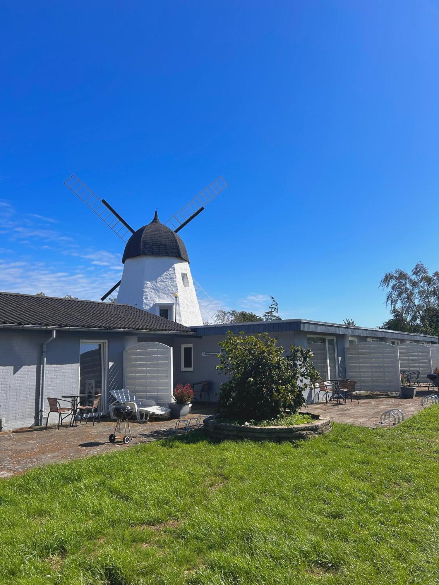 Apartamenty Molle Åkirkeby Esterno foto