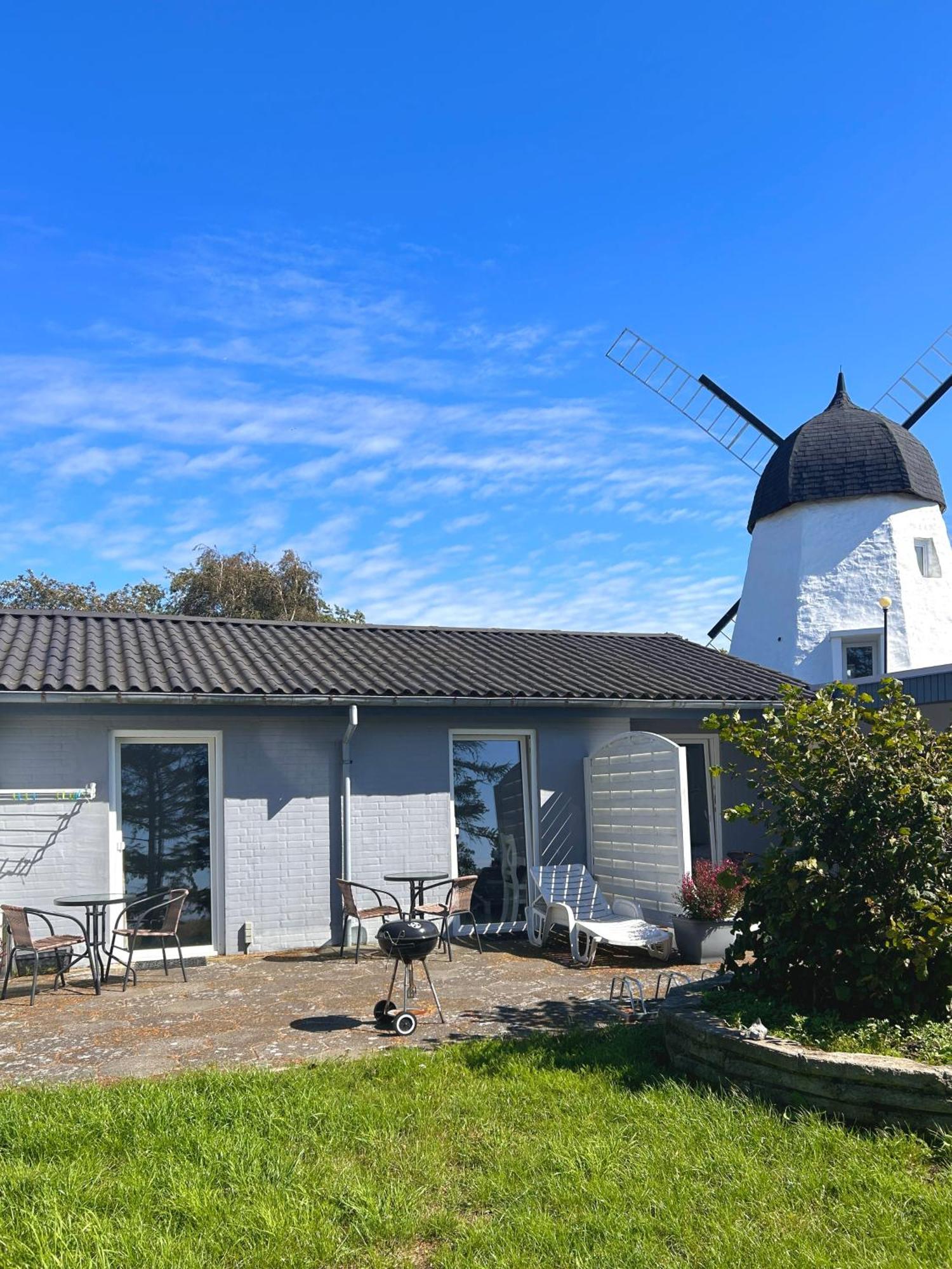 Apartamenty Molle Åkirkeby Esterno foto